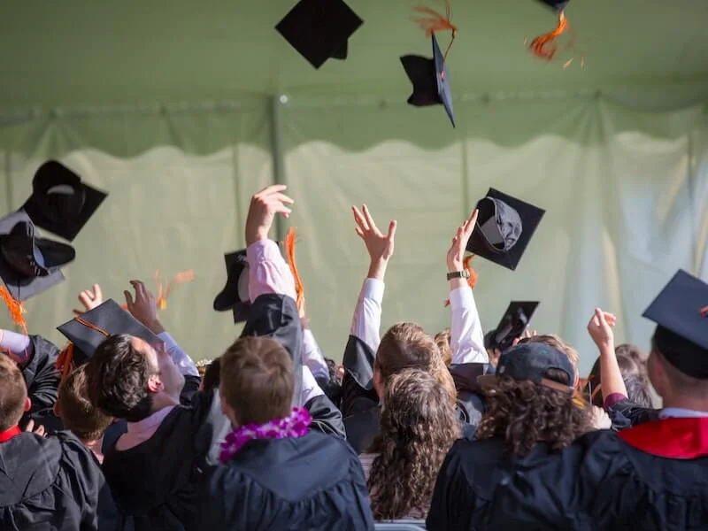 Which College To Choose If You Want a Business Degree?