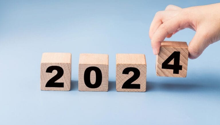 5 New Year's Resolutions for Promising Career Growth in 2024