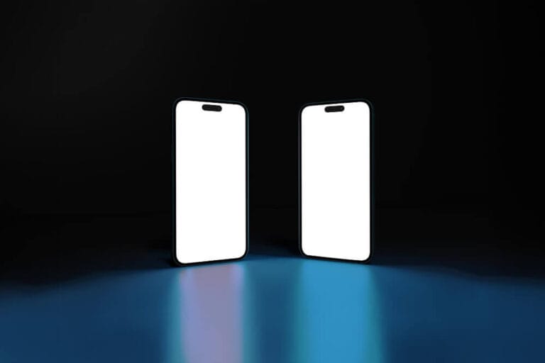 Apple vs Samsung in 2025: Who’s Winning the Tech Game