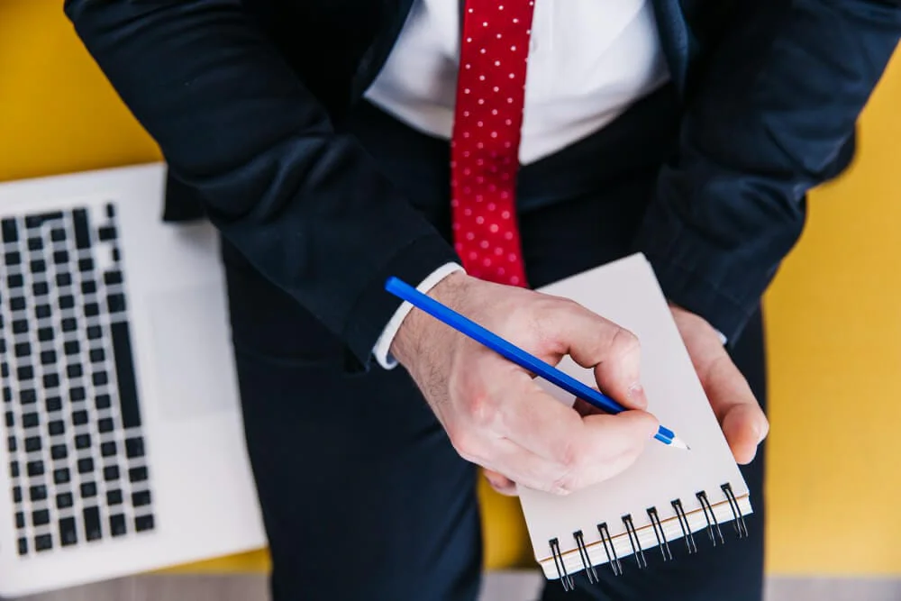New Year’s Resolution Ideas for Business Leaders: Agile Goals for Growth and Workplace Wellbeing