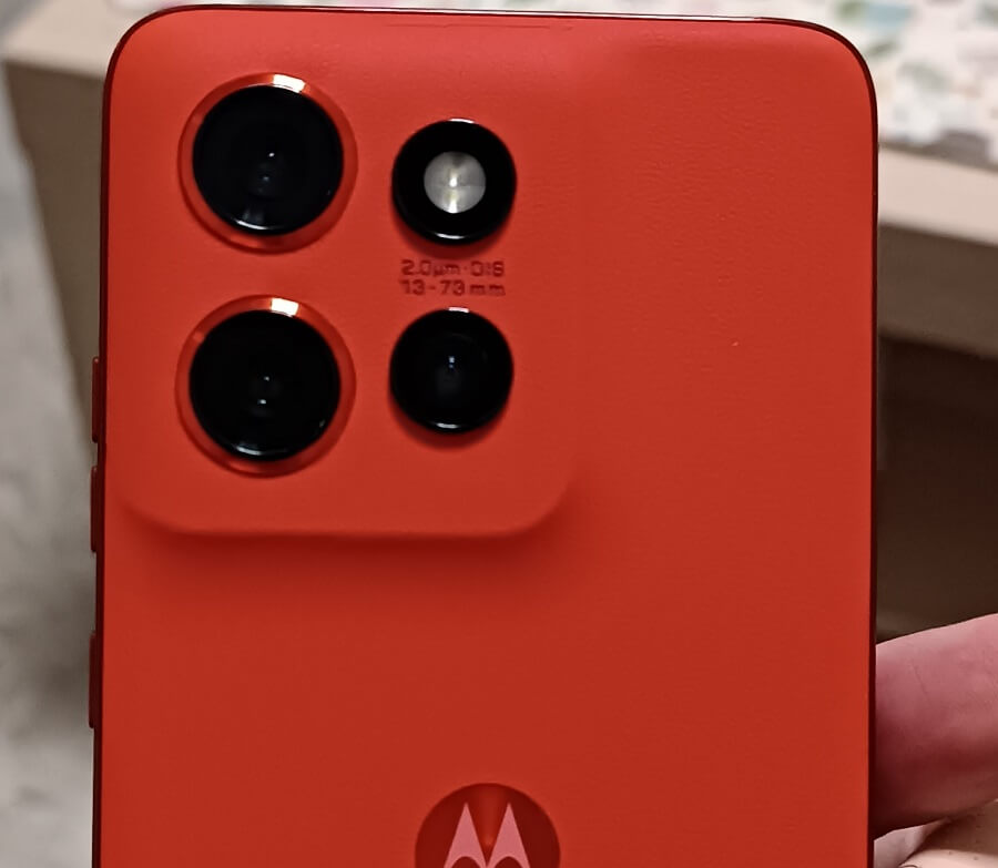 Motorola Edge 50 Pro Review – A Refined Fusion of Style and Innovation